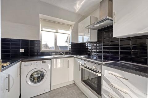 2 bedroom penthouse for sale, Headingley Close, Pitsea, Basildon, Essex, SS13