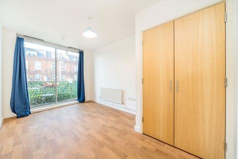 1 bedroom flat to rent, Rye Lane, London SE15