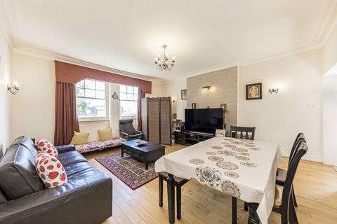 3 bedroom flat for sale, Kings Gardens, London NW6