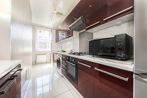 3 bedroom flat for sale, Kings Gardens, London NW6