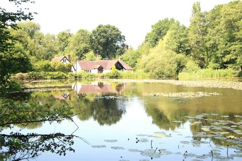 3 bedroom semi-detached house for sale, Old Hollow, Worth, Copthorne, West Sussex
