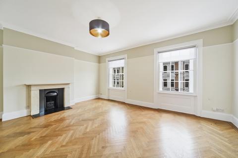 3 bedroom apartment to rent, Thurloe Street, South Kensington SW7