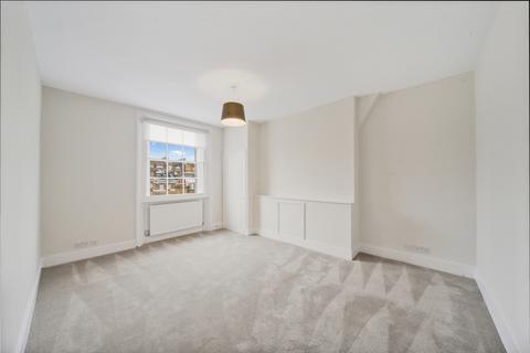 3 bedroom apartment to rent, Thurloe Street, South Kensington SW7