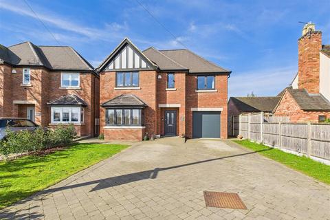 4 bedroom detached house for sale, Dumore Hay Lane, Lichfield