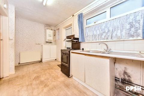 85 Wide Lane, Morley, Leeds, LS27 8BU
