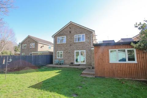 4 bedroom detached house for sale, Greenhills Park, Bloxham