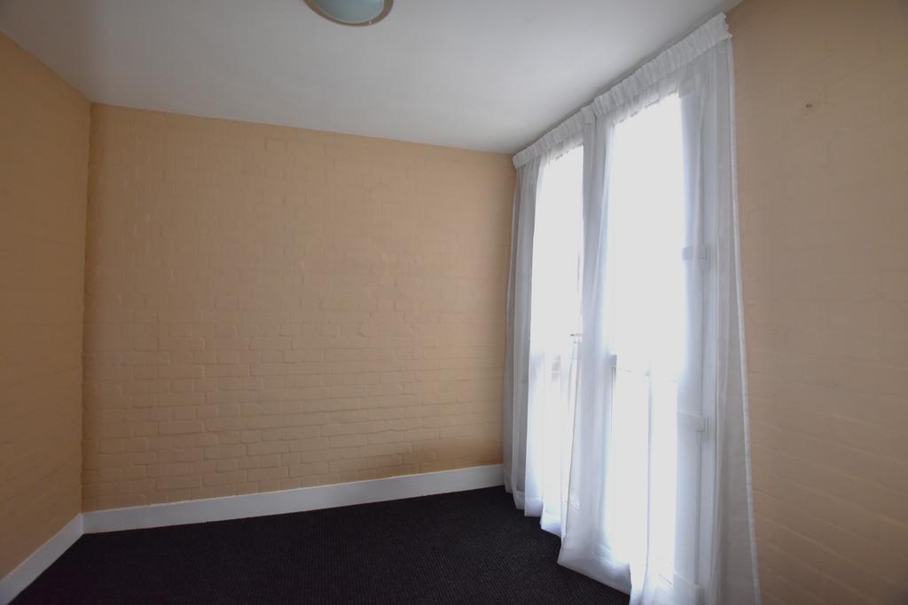 10 Grange Court - ha