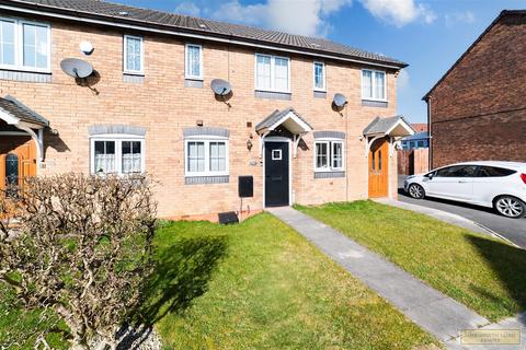 2 bedroom semi-detached house for sale, Lindisfarne Avenue, Blackburn