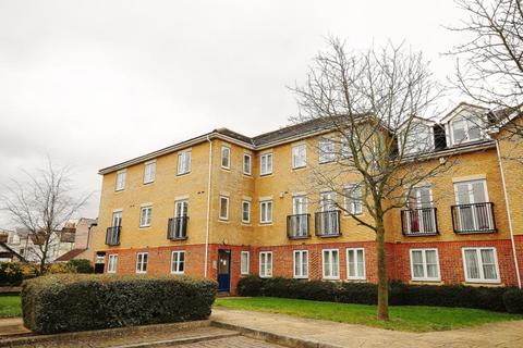 2 bedroom apartment to rent, Whitstable Place, Croydon, CR0