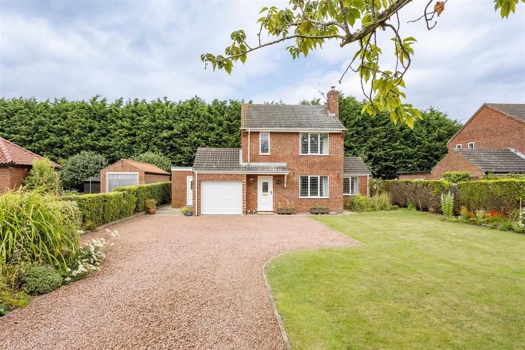Lawnswood 6.jpg