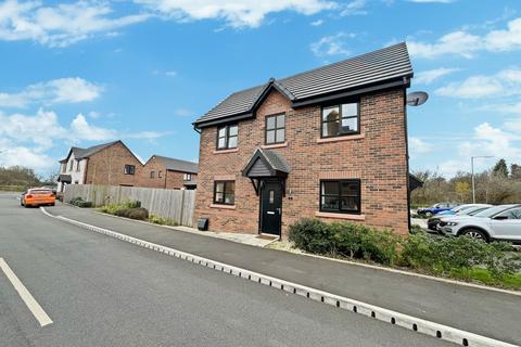 3 bedroom semi-detached house for sale, Helmfield, Westhoughton, BL5