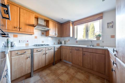 2 bedroom flat for sale, Newton Lane, Romsey, Hampshire, SO51