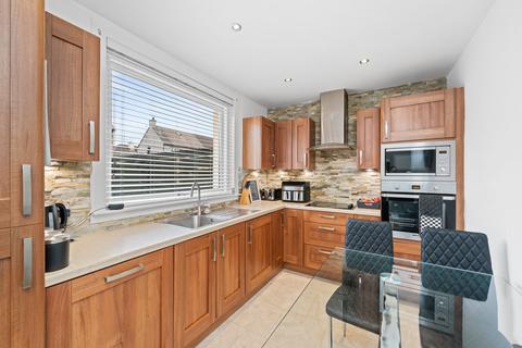 16 Forthview Crescent, Bo'ness, EH51 0LT