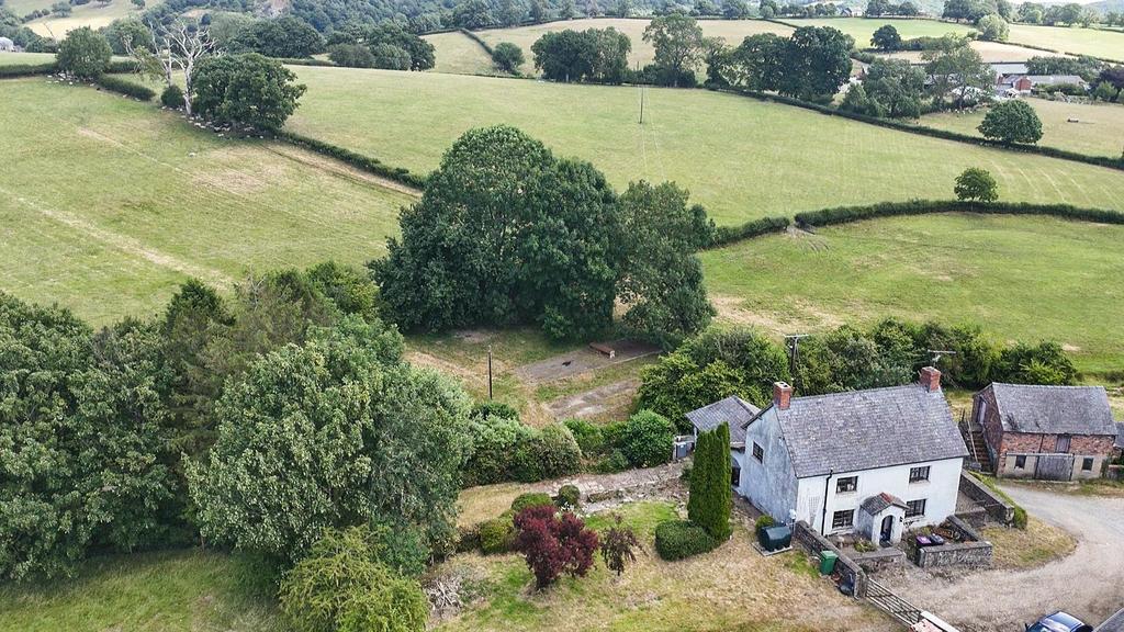 Accommodation Comprises