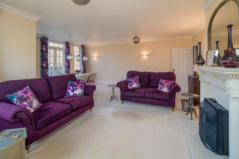 2 bedroom apartment for sale, SEAVIEW VILLAGE