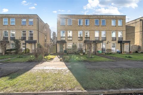 3 bedroom townhouse for sale, East Approach Drive, Pittville, Cheltenham, GL52