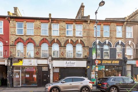 Property for sale, London N8