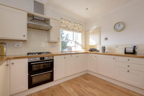 3 bedroom flat for sale, 3A Hopetoun Terrace, Gullane, EH31 2DD