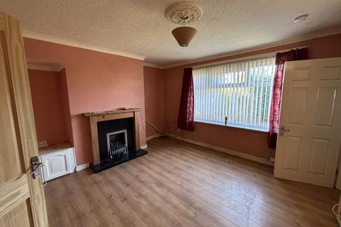 3 bedroom semi-detached house for sale, Blackstone Avenue, Wyke BD12