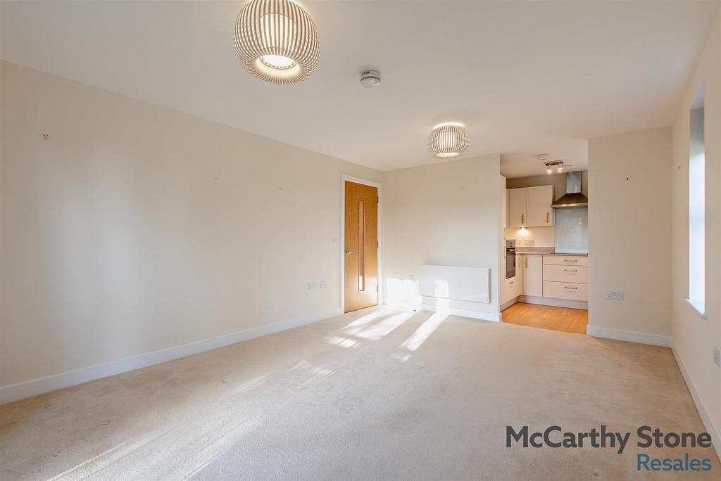 8666510-interior04-800.jpg