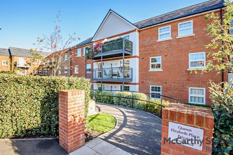 2 bedroom apartment for sale, Queen Elizabeth Place, Orchard Lane, Alton