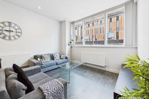 2 bedroom apartment to rent, Orleans House, Edmund Street