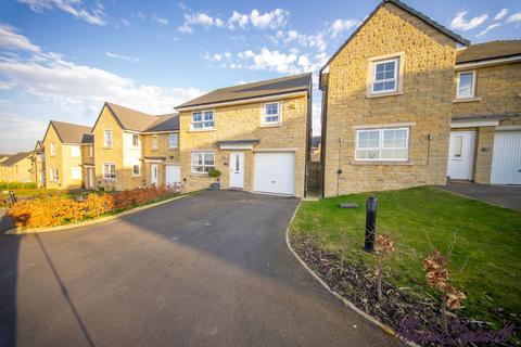 4 bedroom detached house for sale, Bradford BD14