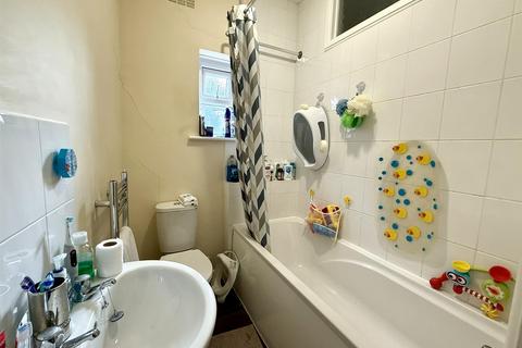 2 bedroom end of terrace house for sale, Somers Road, Southsea