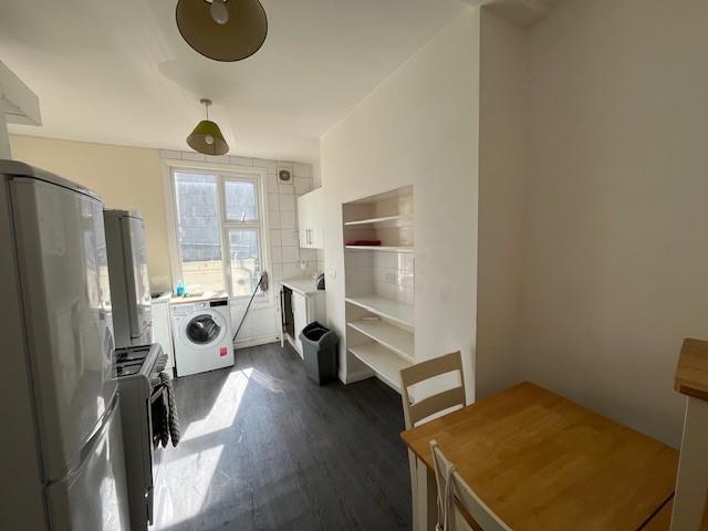 Kitchen 1.jpg