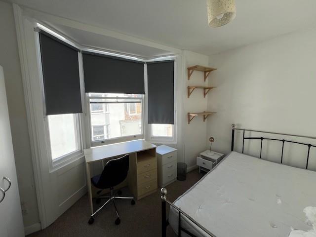 Bedroom 4.jpg