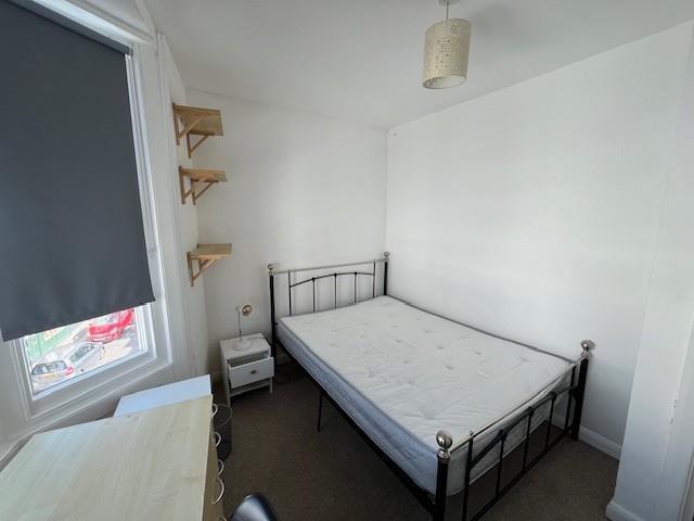 Bedroom 4.2.jpg