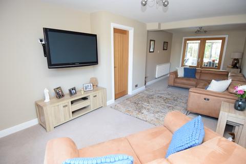 9 Downland Way, Durrington, Salisbury, SP4 8BX