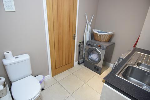9 Downland Way, Durrington, Salisbury, SP4 8BX