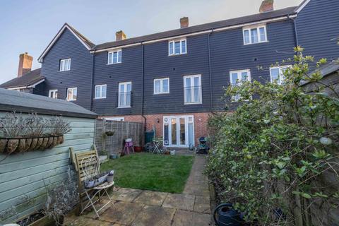 4 bedroom townhouse for sale, Herdwick Close, Kingsnorth, TN25