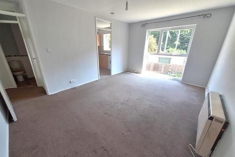 2 bedroom flat for sale, Trafalgar Court, Southcote Road, Reading