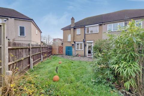 3 bedroom semi-detached house to rent, Charlbury Avenue, Stanmore, HA7