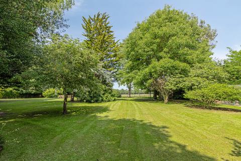 undefined, An Immaculately Presented Period Cottage in Beachamwell