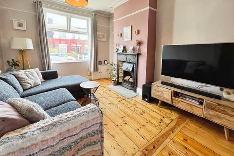 2 bedroom end of terrace house for sale, Henwood Road, Withington, Manchester, M20