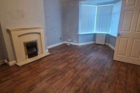 3 bedroom terraced house to rent, Uffculme Road, Birmingham B30