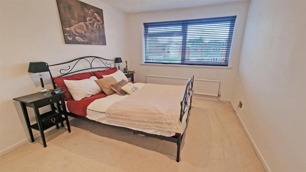 Main bedroom.jpg