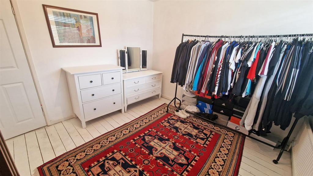 Bedroom 2.jpg