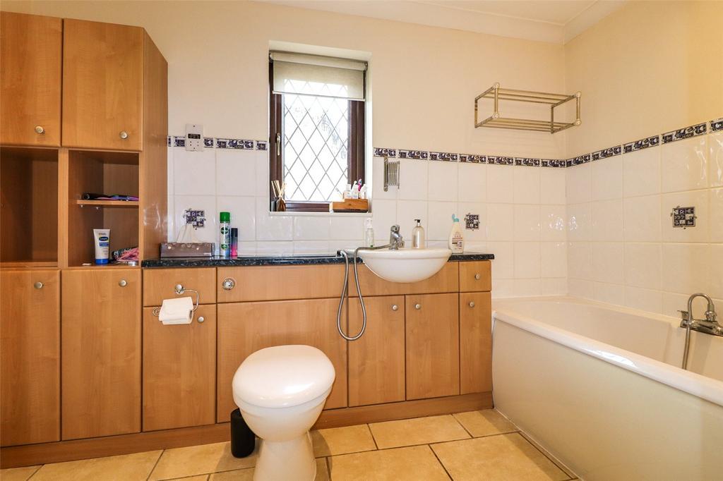 Main Bathroom