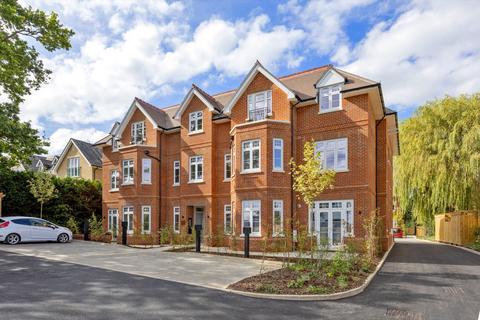 1 bedroom flat for sale, Luna Place, More Lane, Esher, KT10