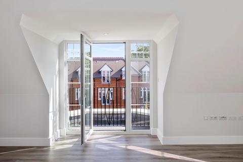 1 bedroom flat for sale, Luna Place, More Lane, Esher, KT10