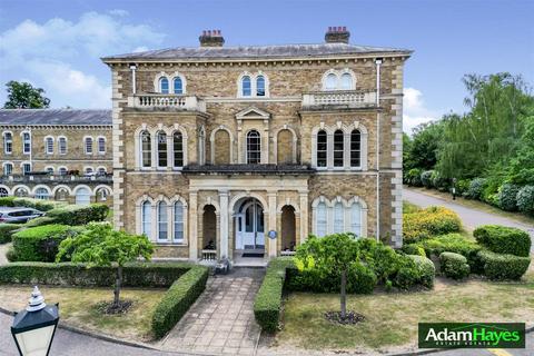 2 bedroom apartment for sale, Royal Drive, London N11