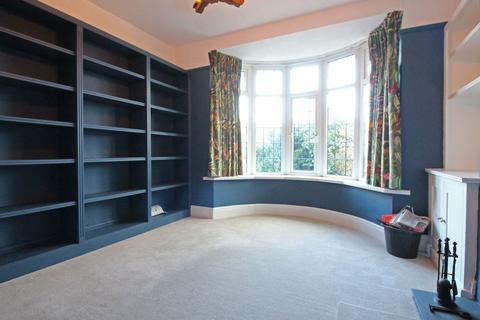 33 Wolverhampton Road, Kingswinford, DY6 7HY