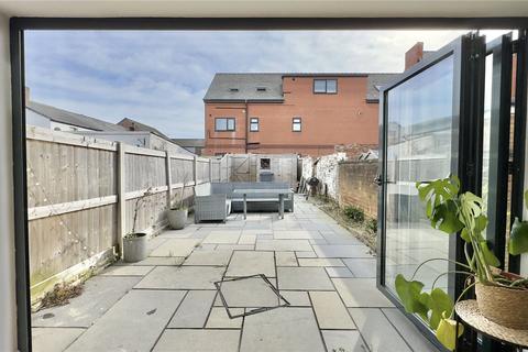 9 Evans Road, Wirral, CH47 2BE