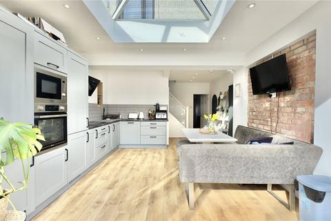 9 Evans Road, Wirral, CH47 2BE