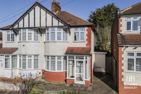 3 bedroom semi-detached house for sale, Cottesmore Avenue, Clayhall