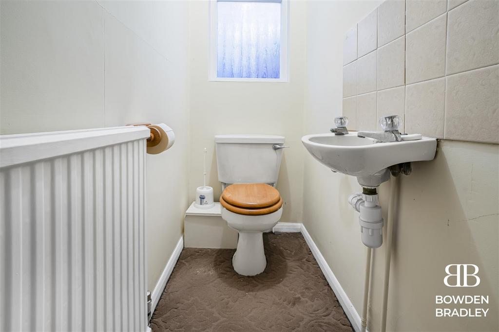 Toliet